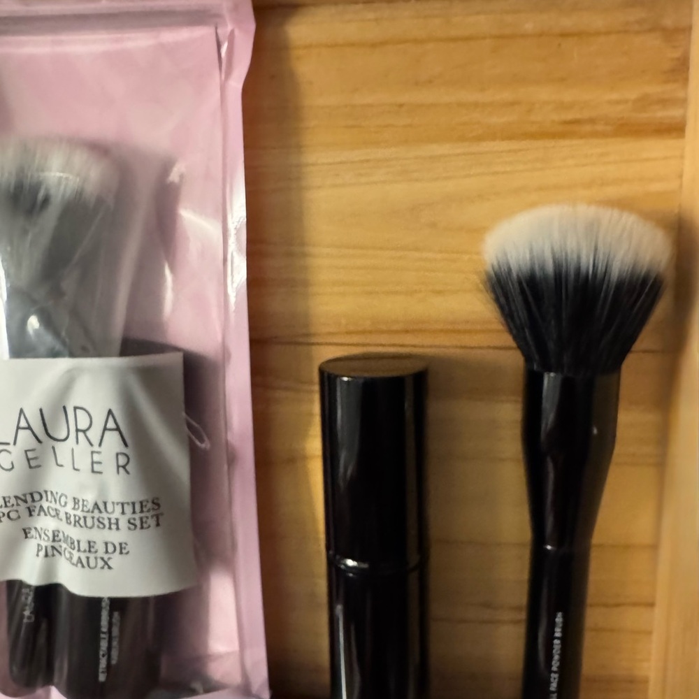 💕NEW TWO Blending MAK UP BLENDING BRUSHES.